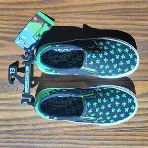 NWT -- 2023 MINECRAFT Canvas  Slip-on Shoes | Size: 13 (child)